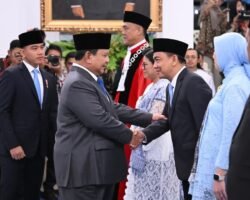 Presiden Prabowo Lantik Hakim Konstitusi dan Keanggotaan Ombudsman RI