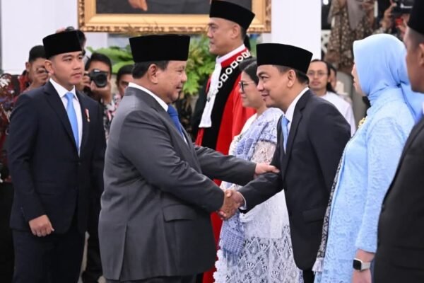 Presiden Prabowo Lantik Hakim Konstitusi dan Keanggotaan Ombudsman RI